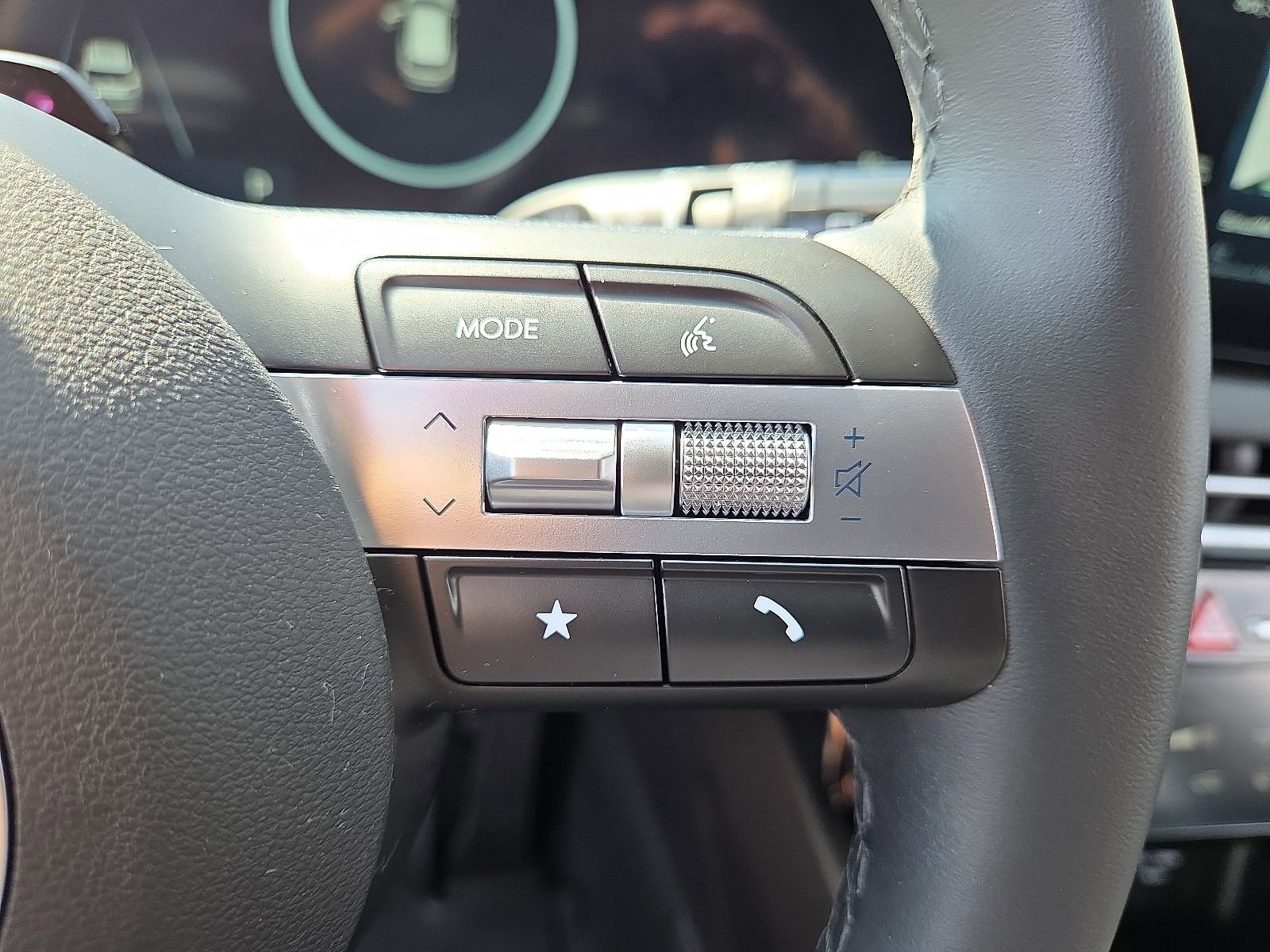 Used 2025 Hyundai Tucson SEL AWD/4WD image 23