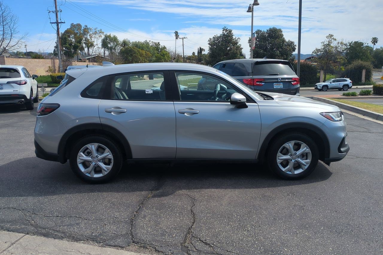 Certified 2024 Honda HR-V LX image 5