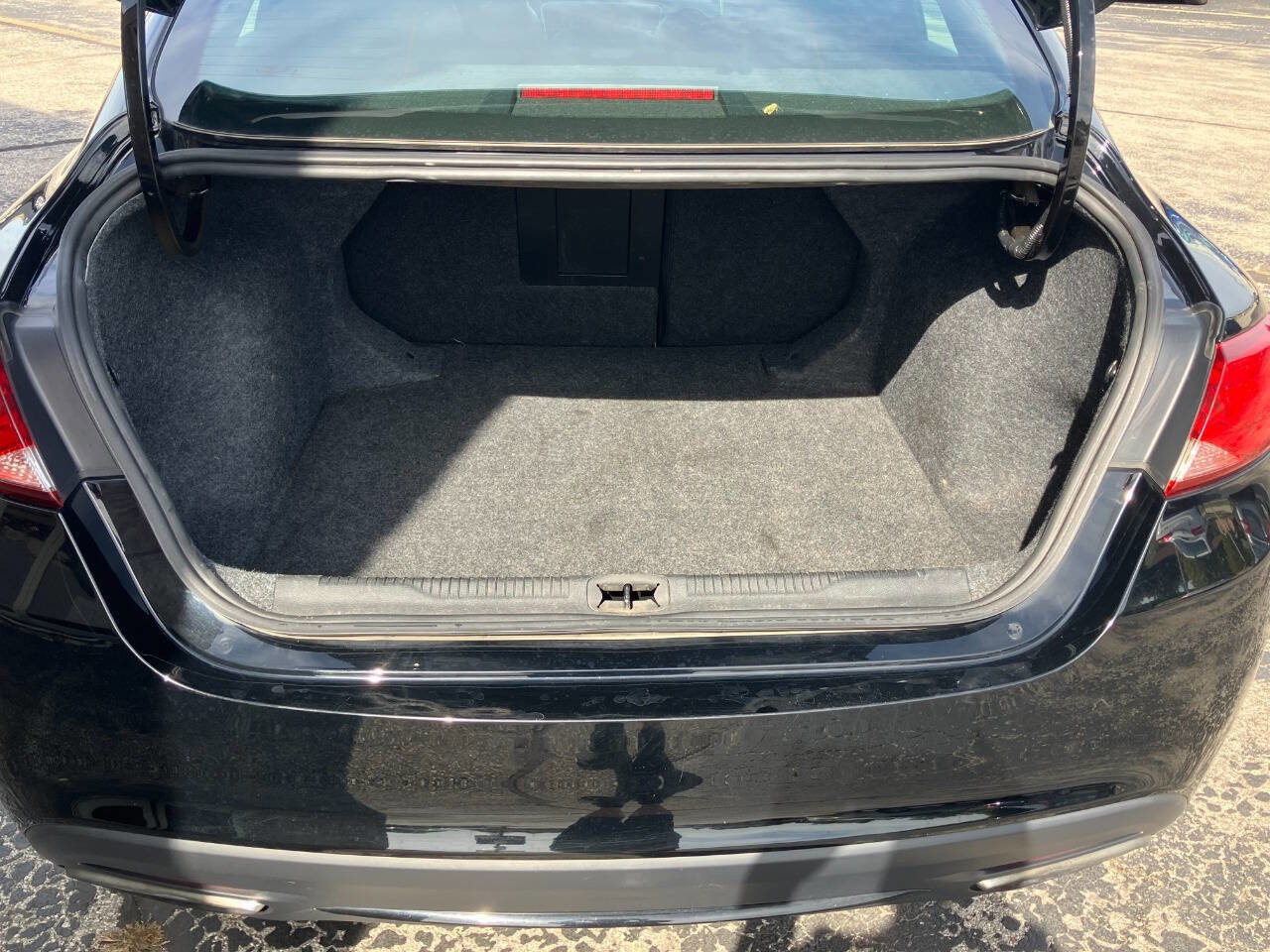 Used 2015 Chrysler 200 S w/ Comfort Group image 21