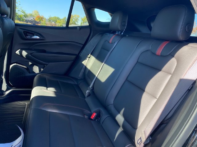 Certified 2025 Chevrolet Trax RS w/ Sunroof Package FWD image 21