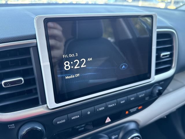 New 2025 Hyundai Venue Limited image 28