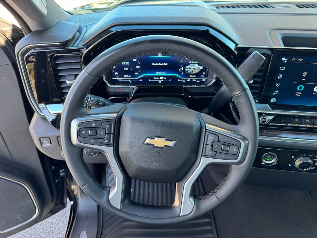 Used 2023 Chevrolet Silverado 1500 LT image 12