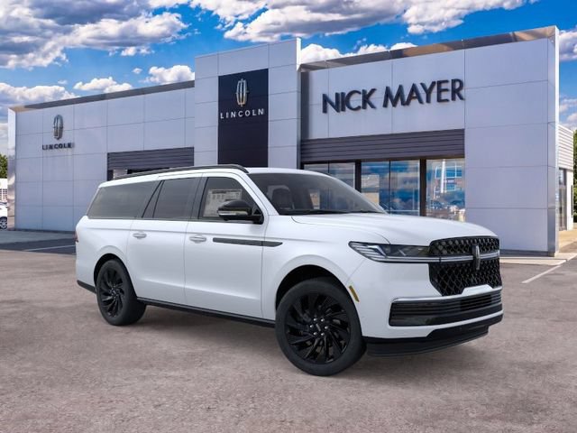 New 2026 Lincoln Navigator L Reserve w/ Jet Appearance Package AWD/4WD image 8