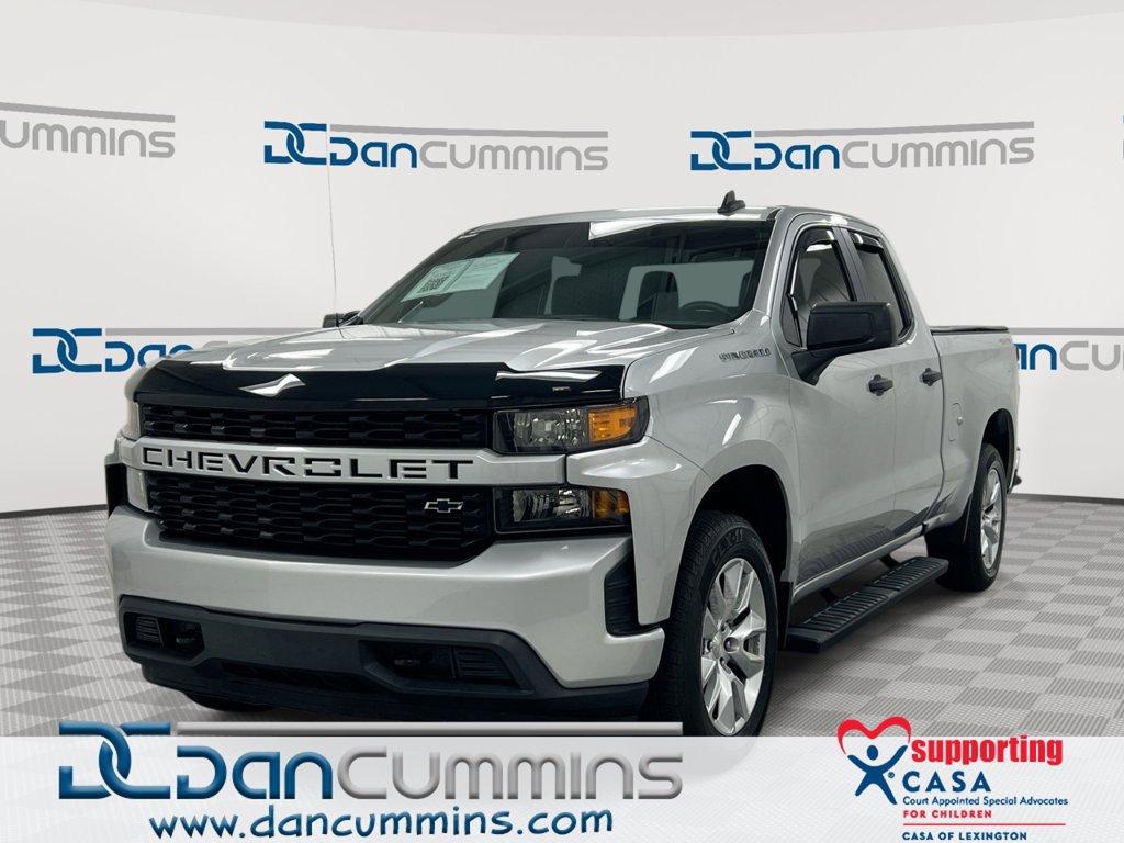 Used 2020 Chevrolet Silverado 1500 Custom w/ Custom Value Package AWD/4WD image 1
