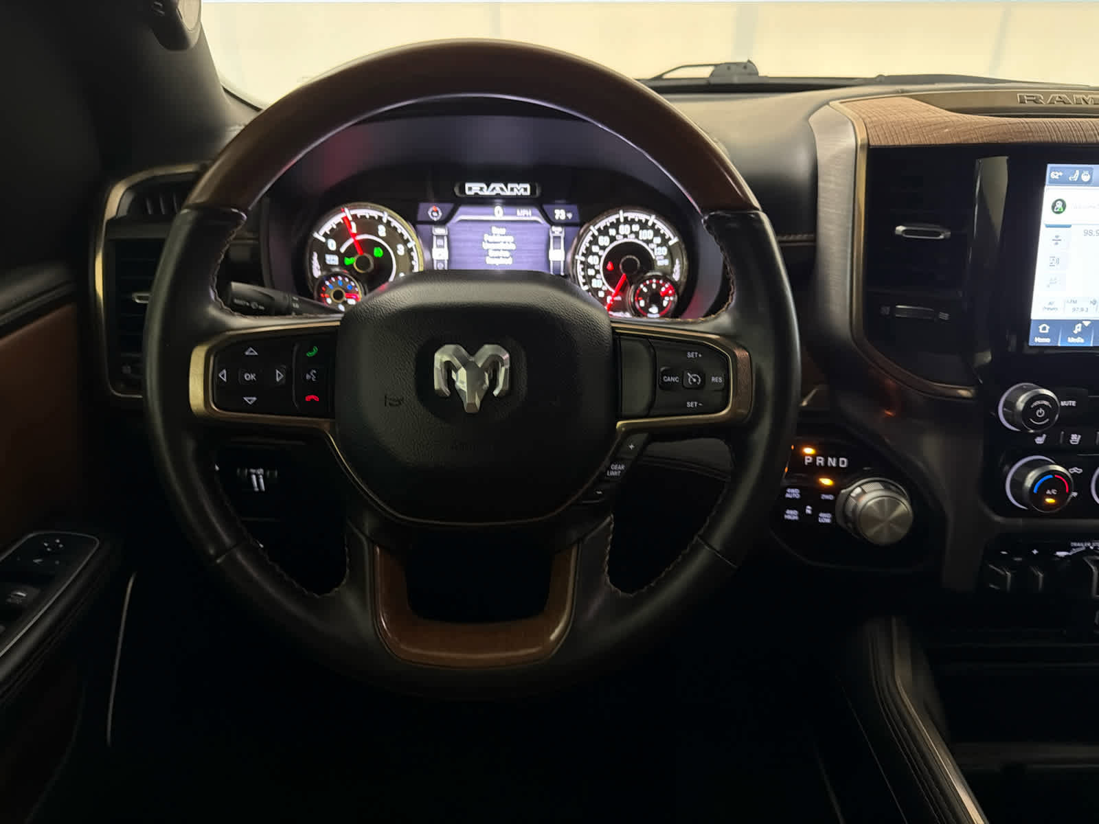 Used 2022 RAM 1500 Limited w/ Trailer Tow Group image 17