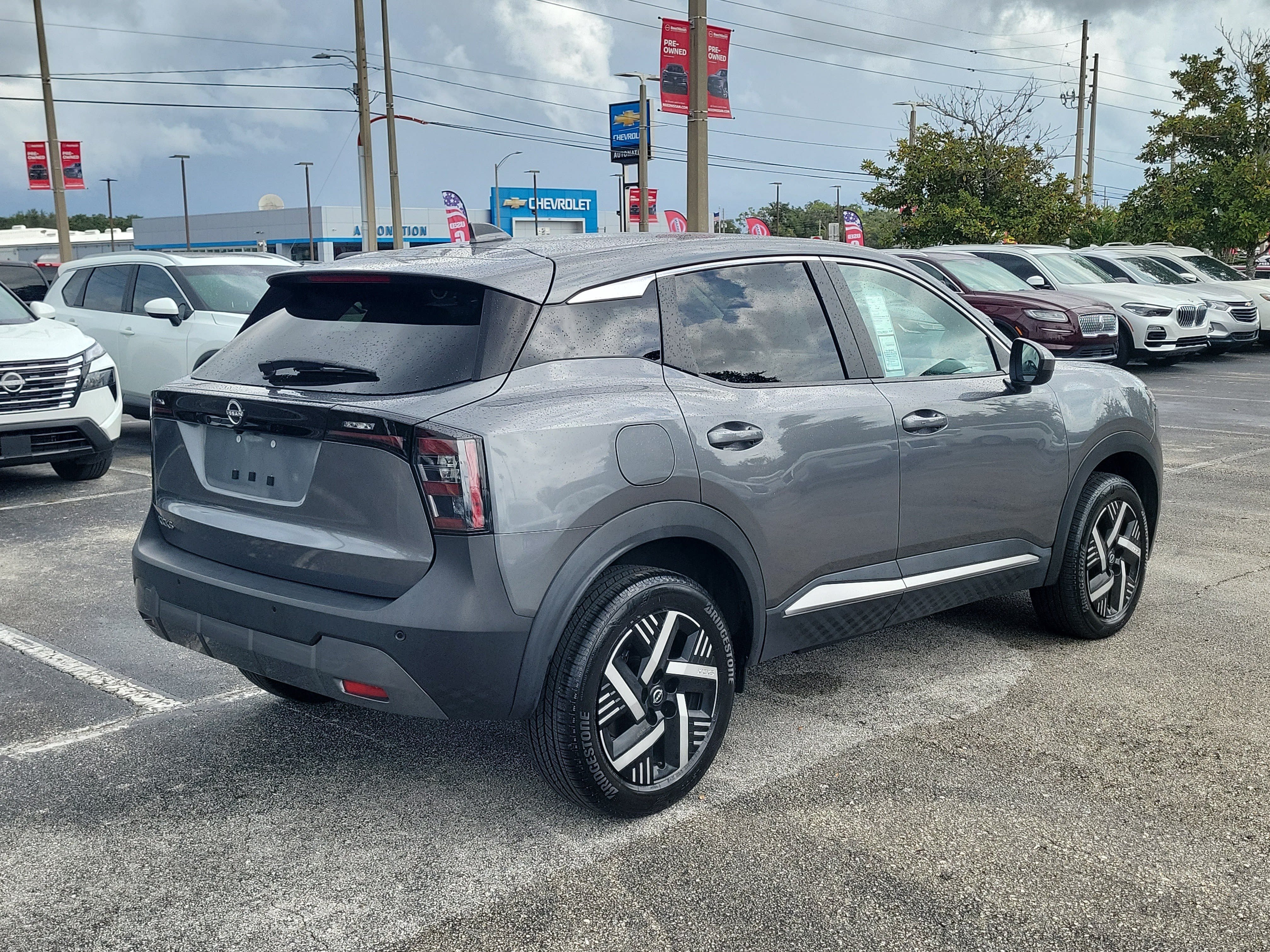 Certified 2025 Nissan Kicks SV FWD image 4