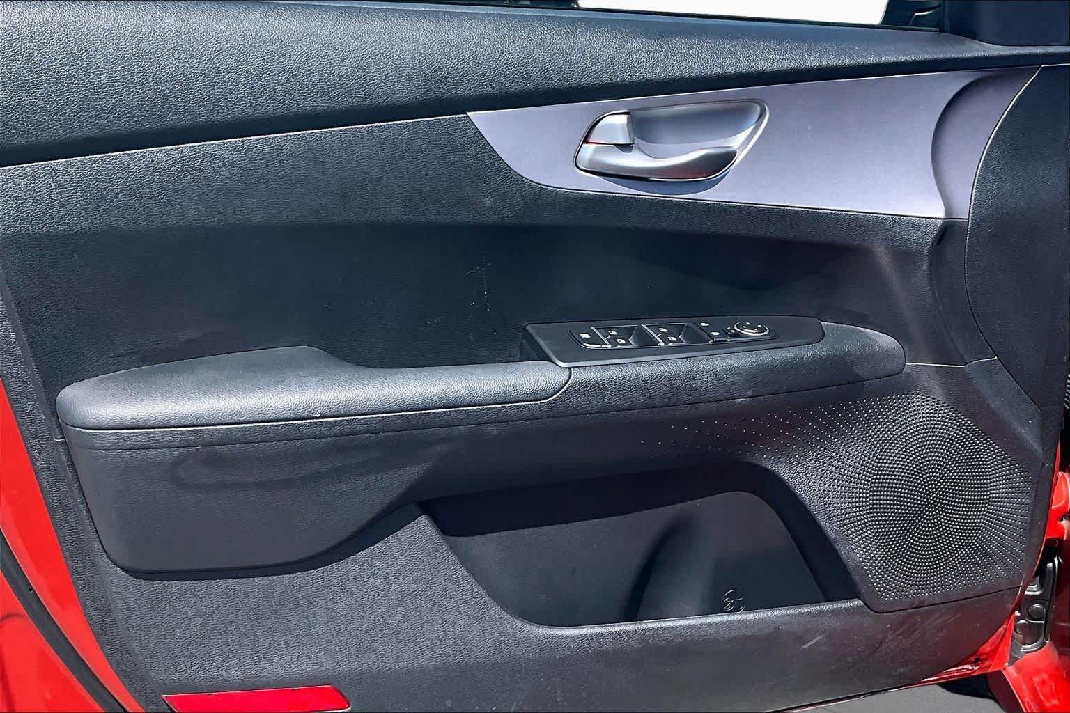 Used 2024 Kia Forte LXS w/ LXS Technology Package FWD image 22