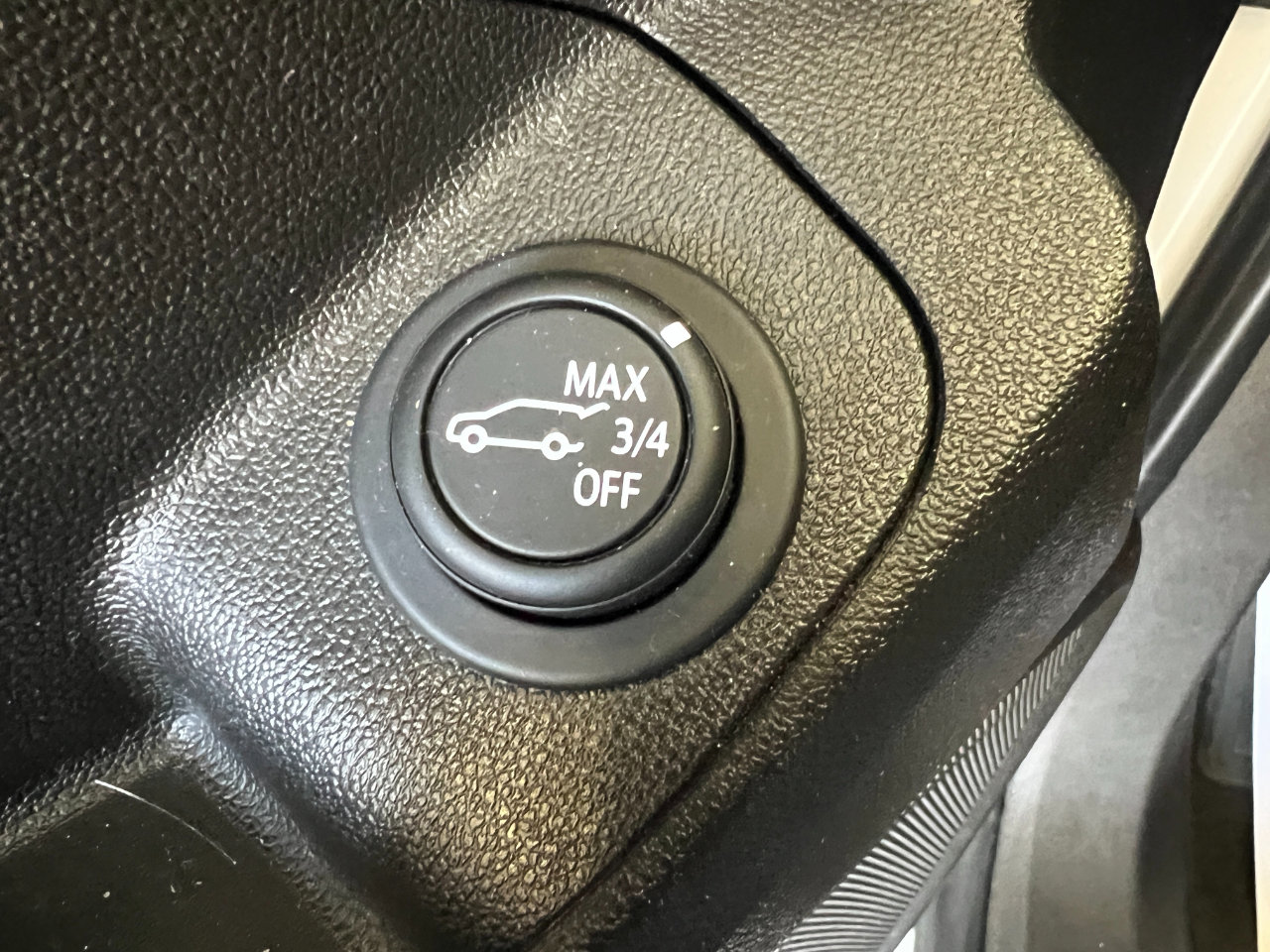 Used 2024 GMC Terrain SLT image 49