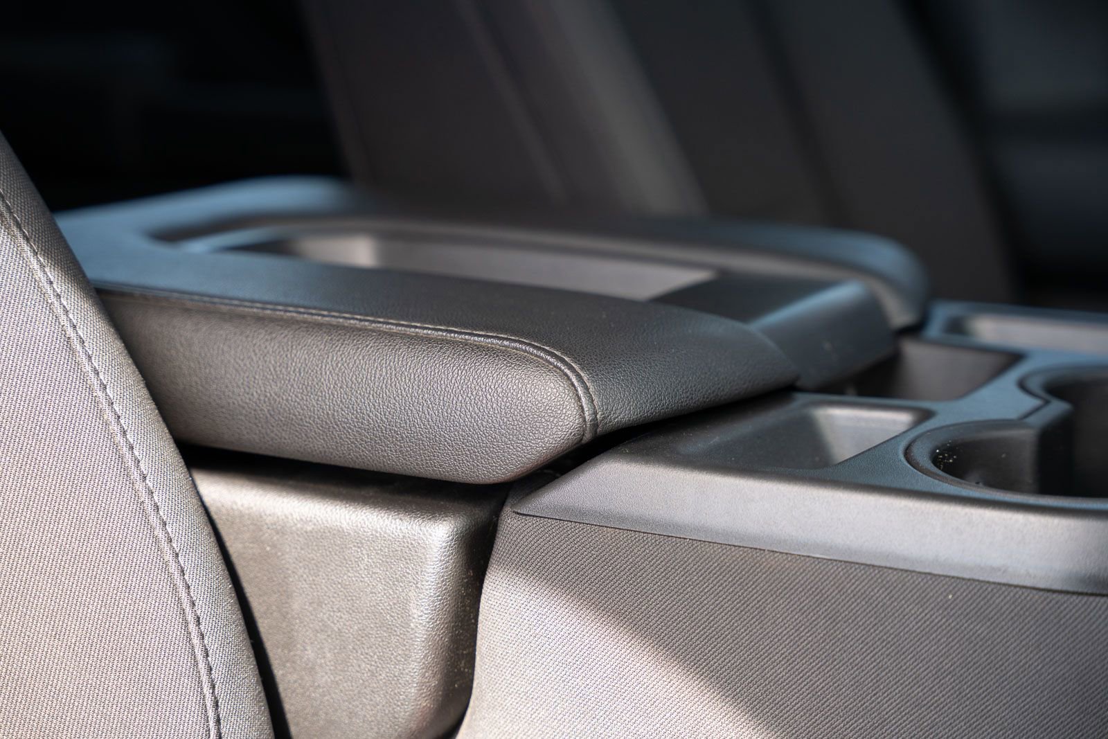 Used 2022 Chevrolet Silverado 2500 Custom w/ Custom Value Package image 11