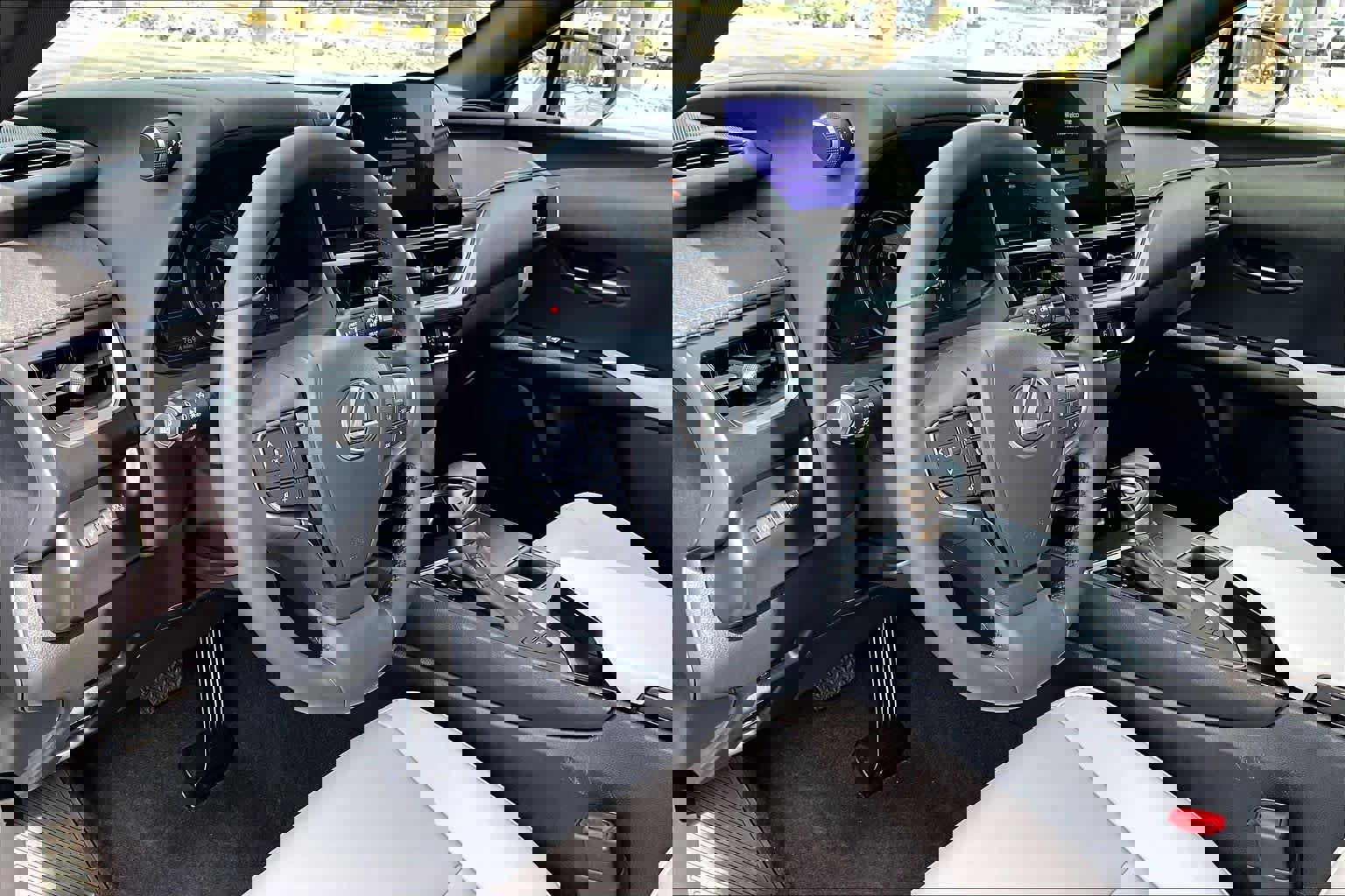 Certified 2023 Lexus UX 250h FWD w/ Accessory Package (Z2) image 16