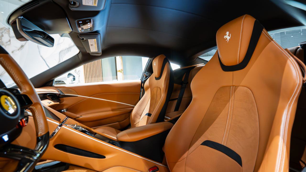 Used 2023 Ferrari Roma RWD image 19