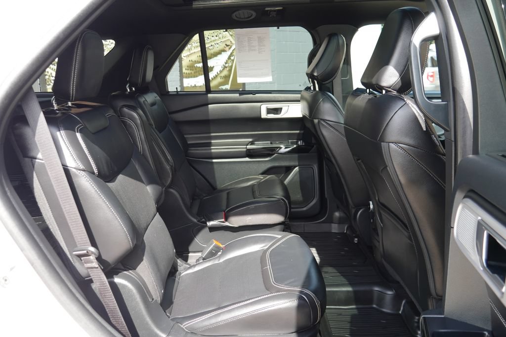 Used 2024 Ford Explorer ST w/ Equipment Group 401A AWD/4WD image 15