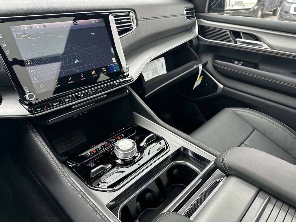 New 2026 Jeep Grand Wagoneer 4WD image 19