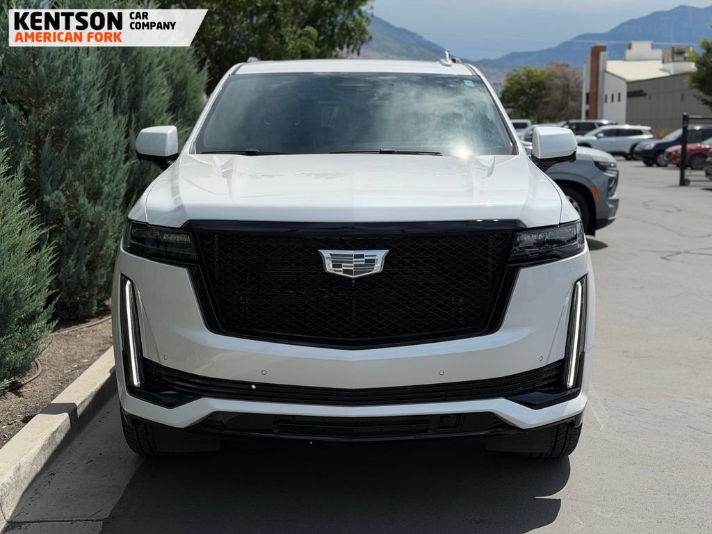 Used 2024 Cadillac Escalade Sport w/ LPO, Floor Liner Package AWD/4WD image 2