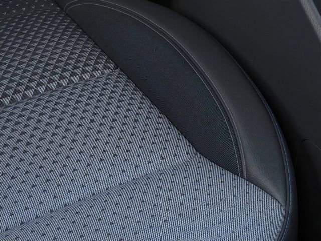 New 2026 Chevrolet Trax LT w/ Sunroof Package image 21