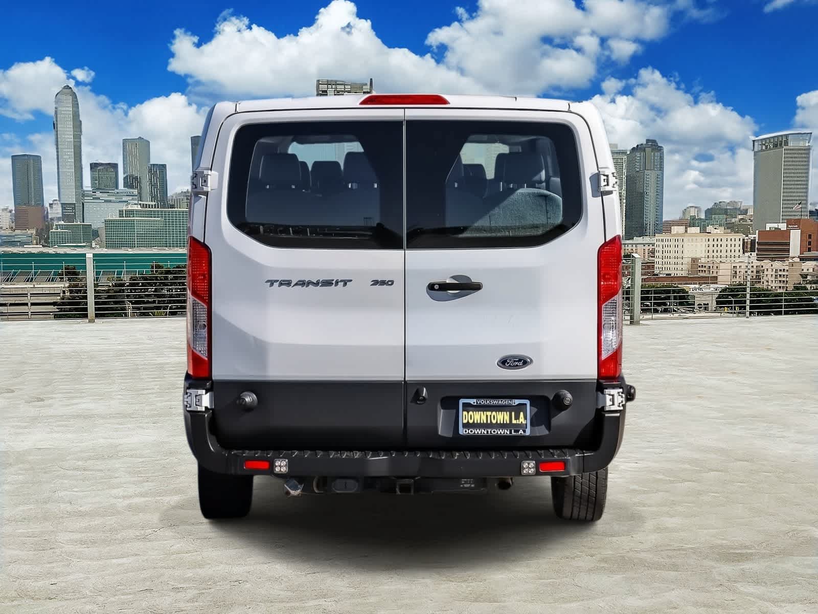 Used 2018 Ford Transit 350 XL RWD image 5