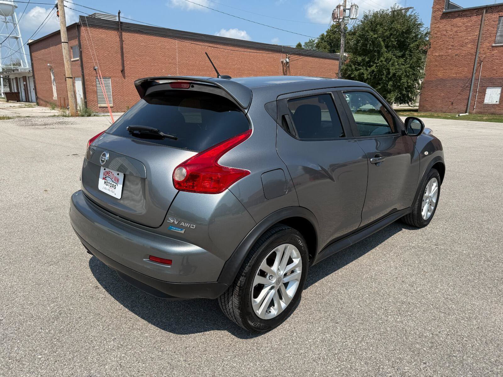Used 2014 Nissan Juke SV w/ Navigation Package AWD/4WD image 5