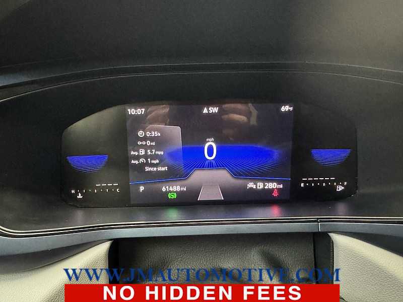 Used 2024 Volkswagen Taos SE FWD image 12