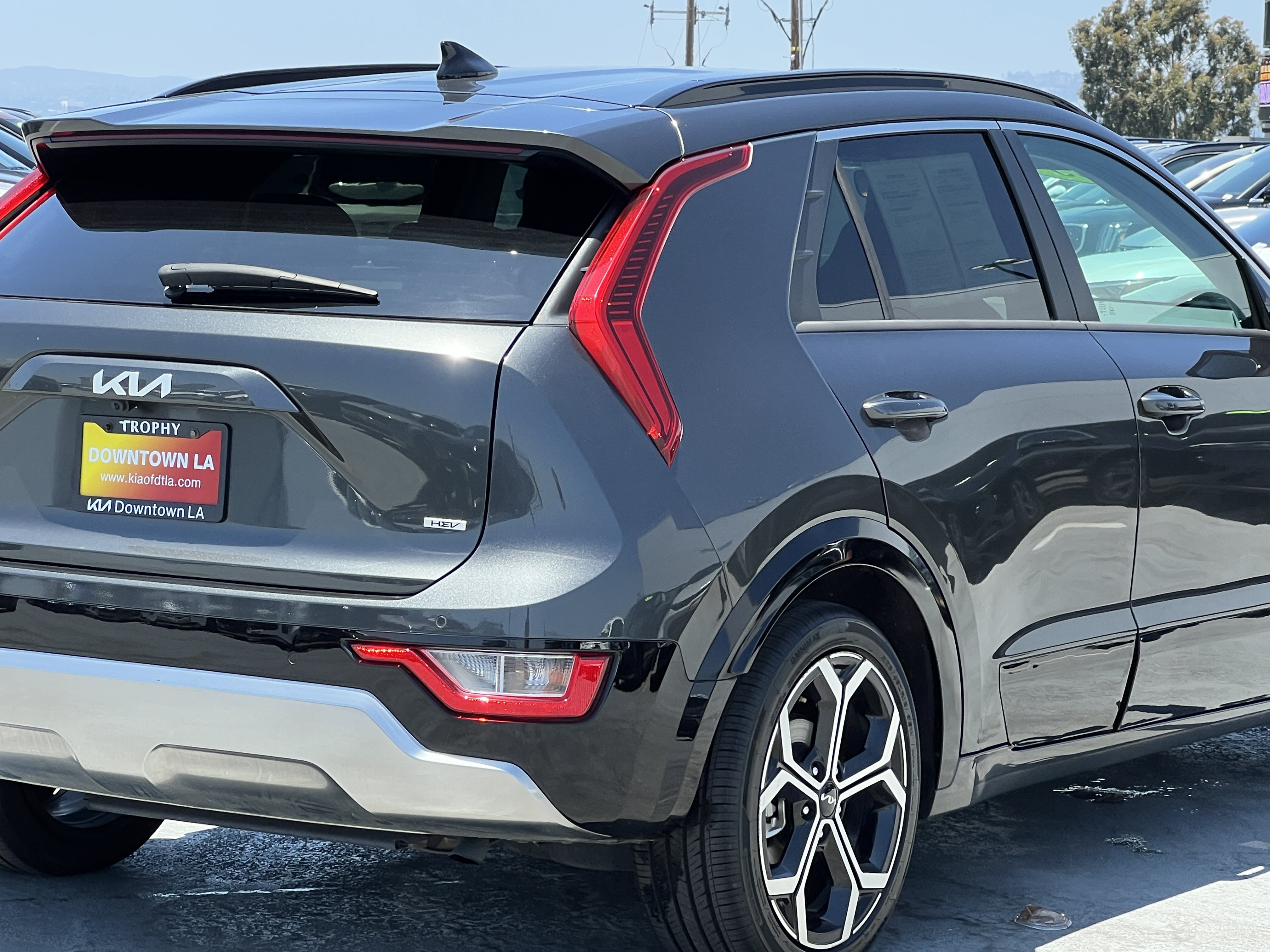 Certified 2023 Kia Niro EX Touring FWD image 8