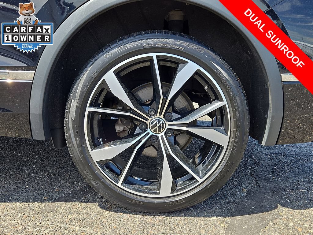 Used 2022 Volkswagen Tiguan SEL R-Line AWD/4WD image 8