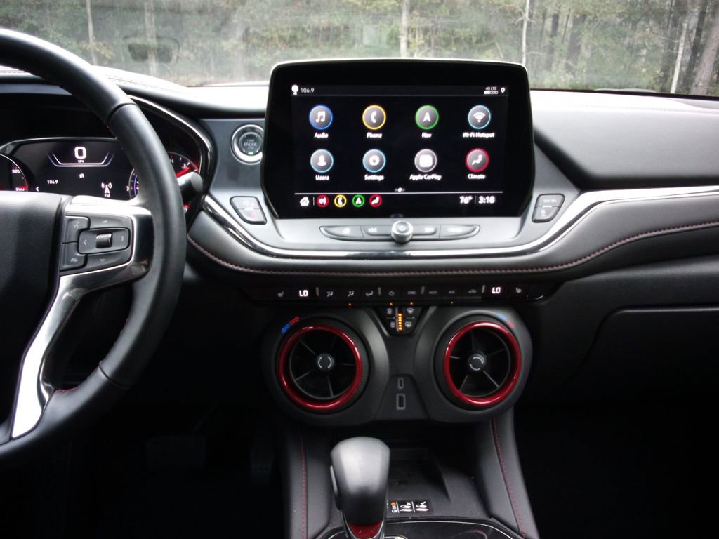 Used 2025 Chevrolet Blazer RS image 18