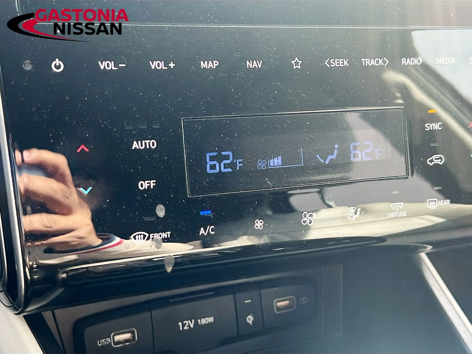 Used 2024 Hyundai Tucson Limited image 21