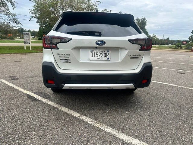 Used 2023 Subaru Outback Touring AWD/4WD image 5