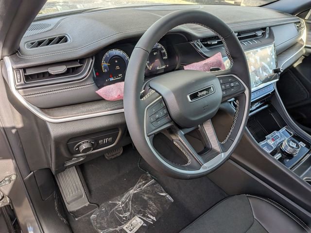 New 2026 Jeep Grand Cherokee 4WD image 11