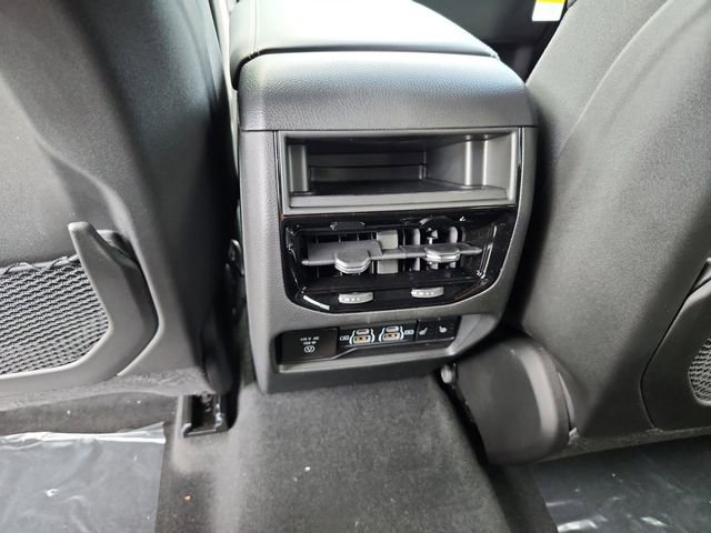 New 2025 Jeep Grand Cherokee Limited 4xe w/ Luxury Tech Group II AWD/4WD image 31