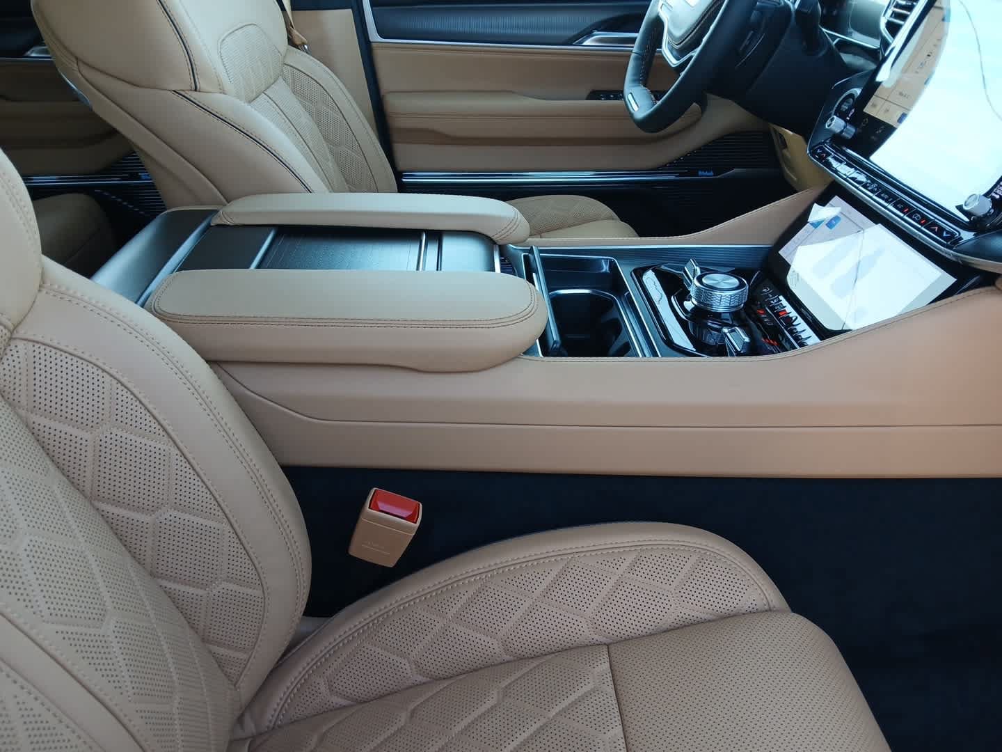 New 2026 Jeep Grand Wagoneer Summit AWD/4WD image 59