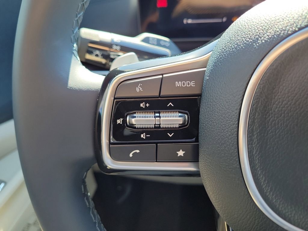 New 2026 Kia Carnival EX FWD image 27