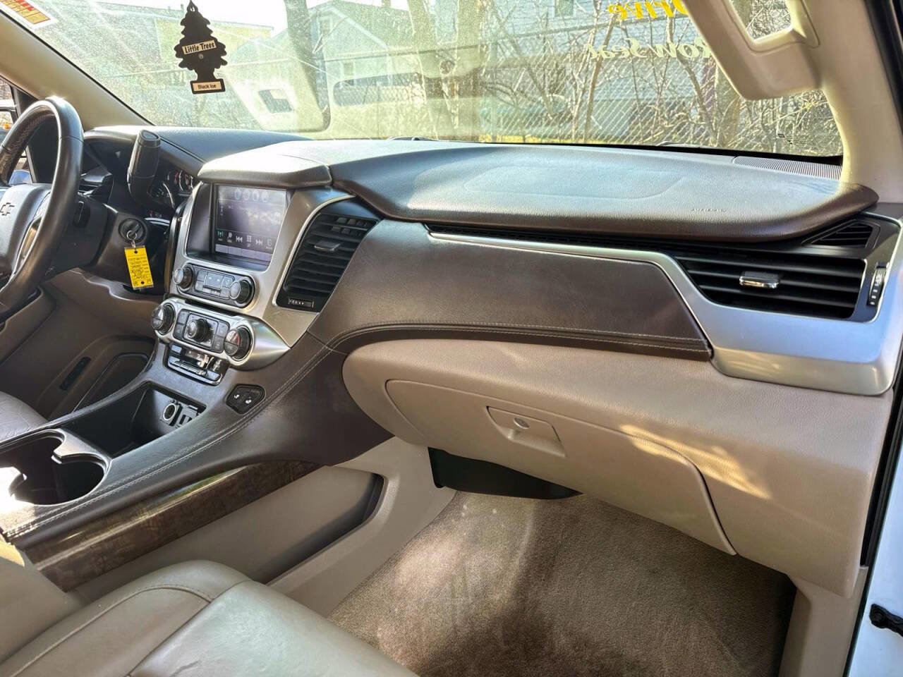 Used 2018 Chevrolet Tahoe LT AWD/4WD image 10