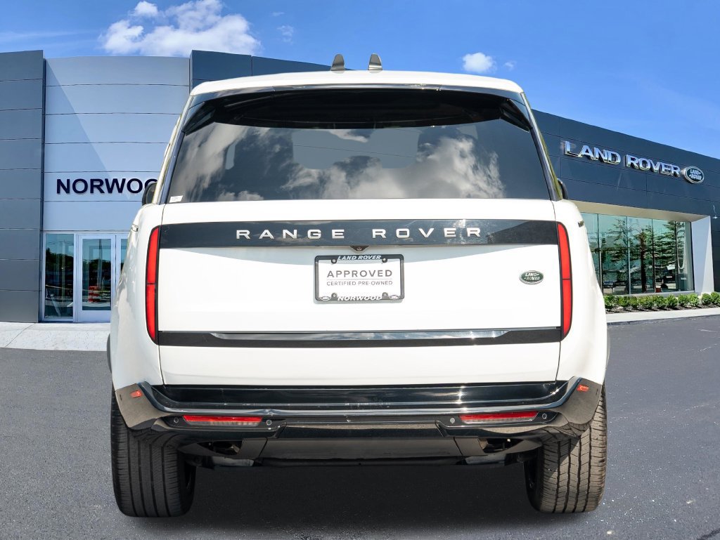 Used 2023 Land Rover Range Rover SE AWD/4WD image 5