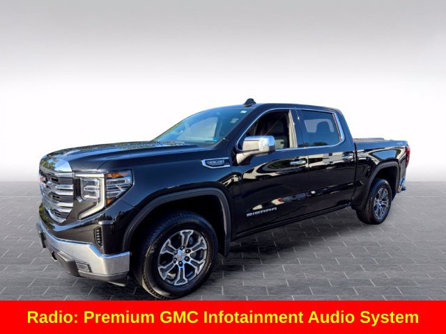 Used 2025 GMC Sierra 1500 SLT AWD/4WD image 4