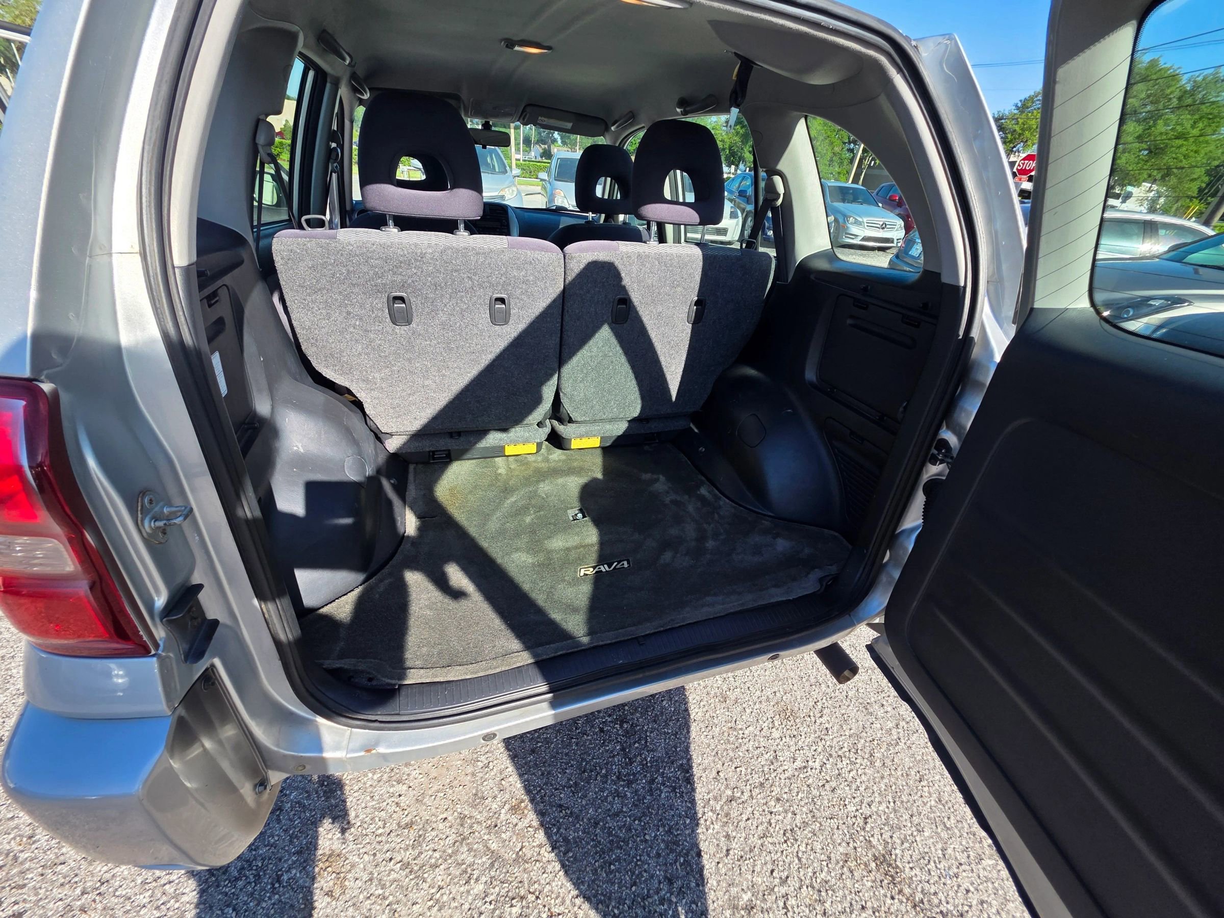 Used 2005 Toyota RAV4 2WD image 17