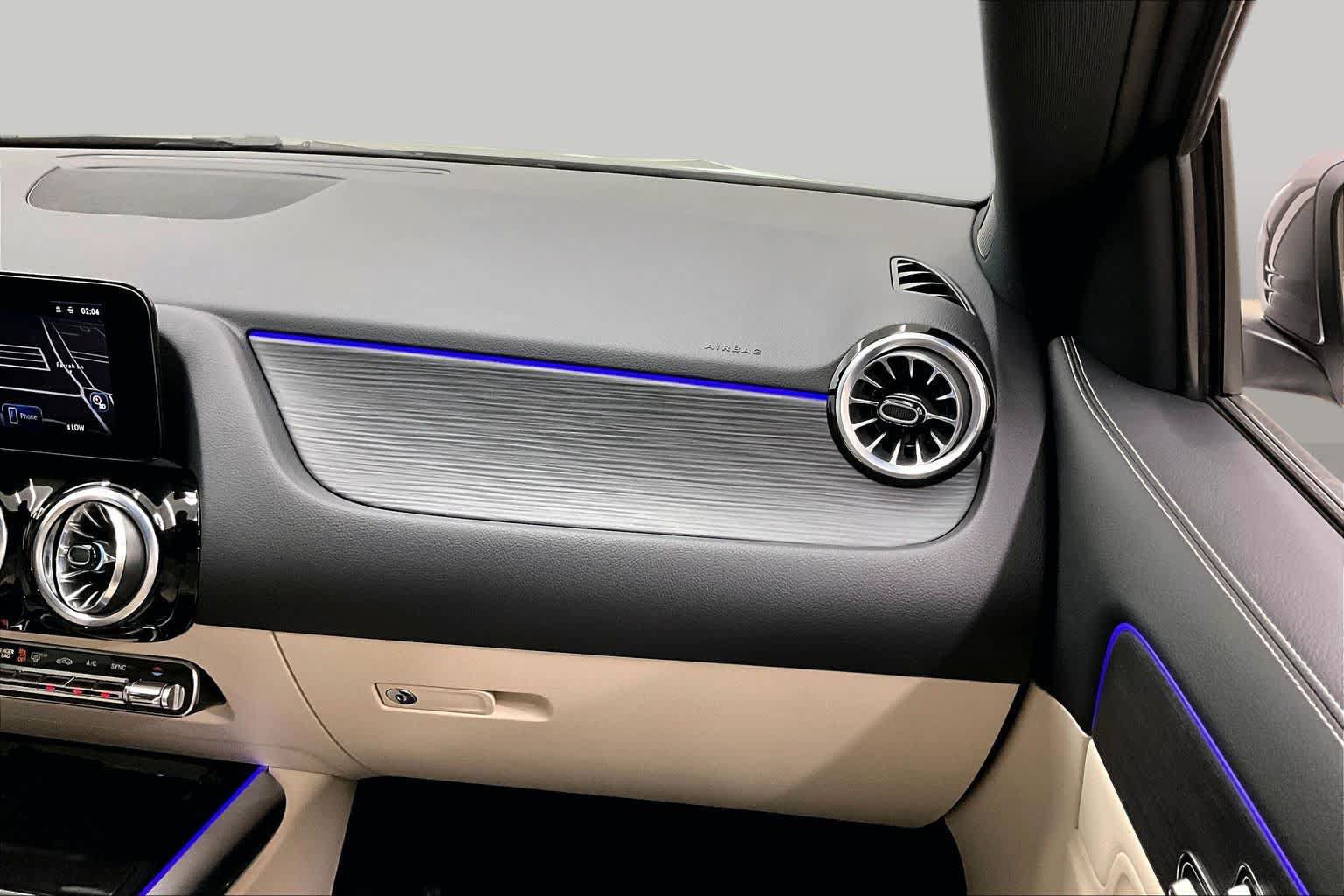 Certified 2025 Mercedes-Benz GLA 250 4MATIC image 18