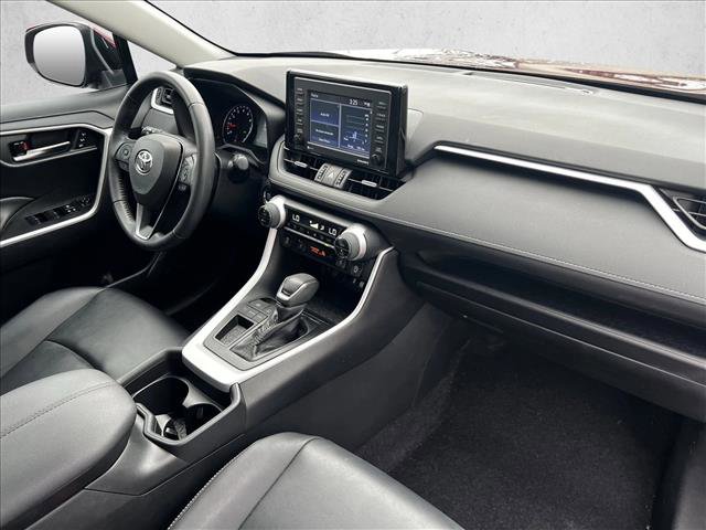 Certified 2020 Toyota RAV4 XLE Premium image 23