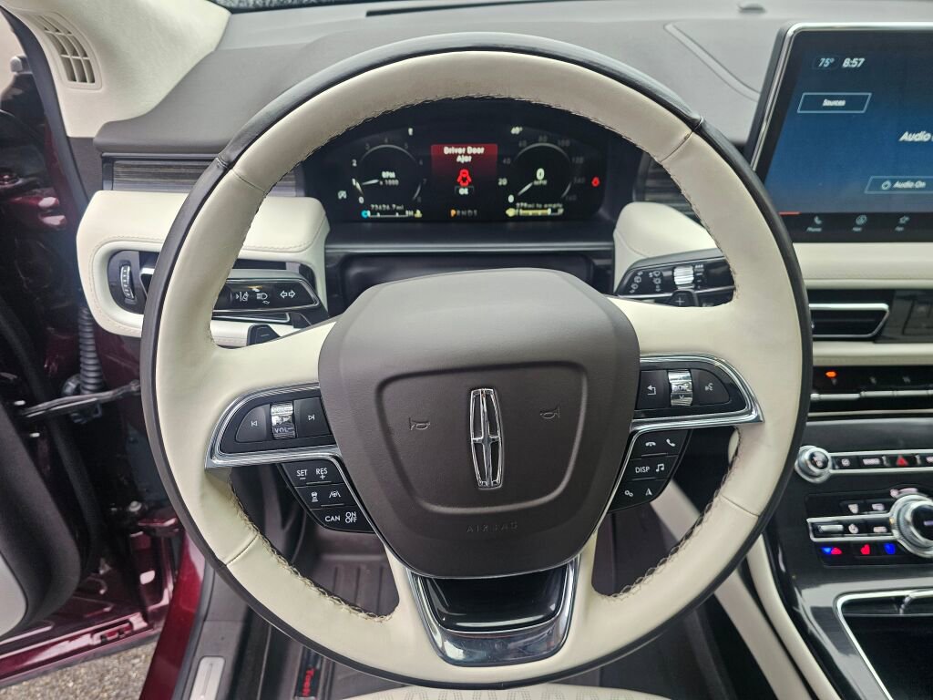 Used 2022 Lincoln Nautilus Black Label w/ Class II Trailer Tow Package image 22