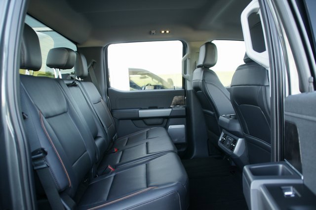 New 2026 Ford F350 Lariat image 39