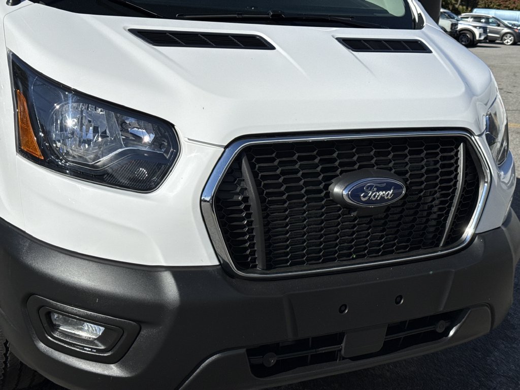 Used 2025 Ford Transit 250 Low Roof w/ Exterior Upgrade Package RWD image 8