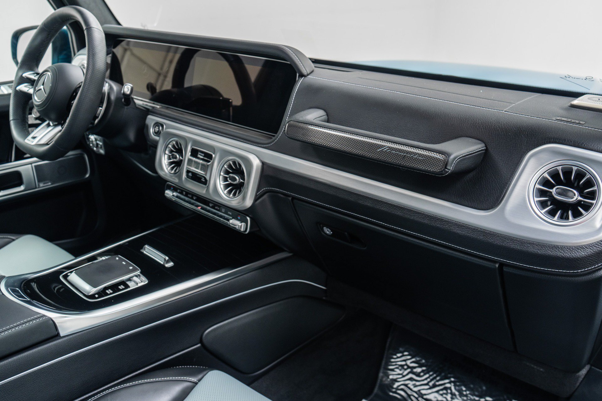 Used 2025 Mercedes-Benz G 63 AMG 4MATIC image 14