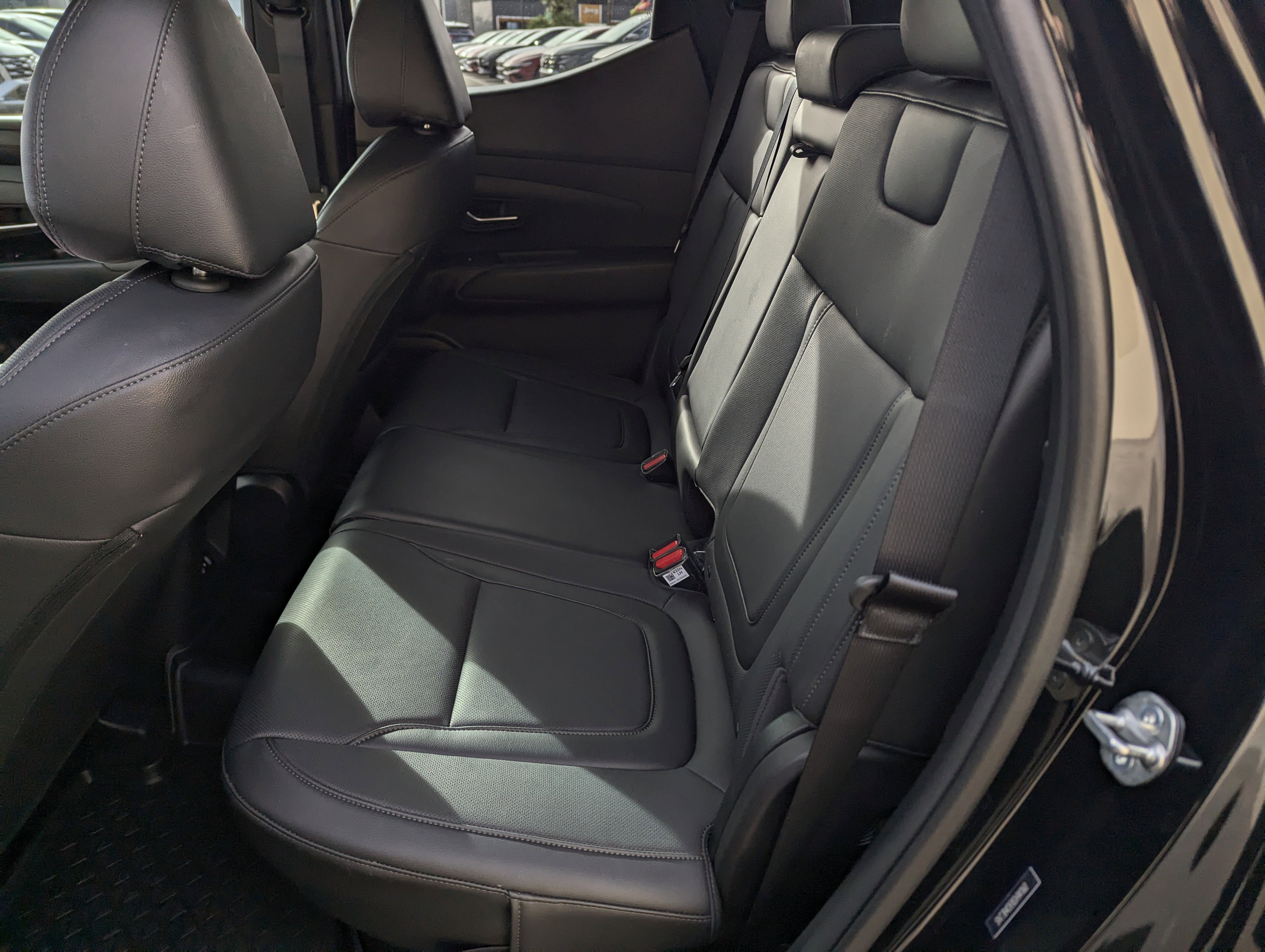 Certified 2025 Hyundai Santa Cruz SEL image 9