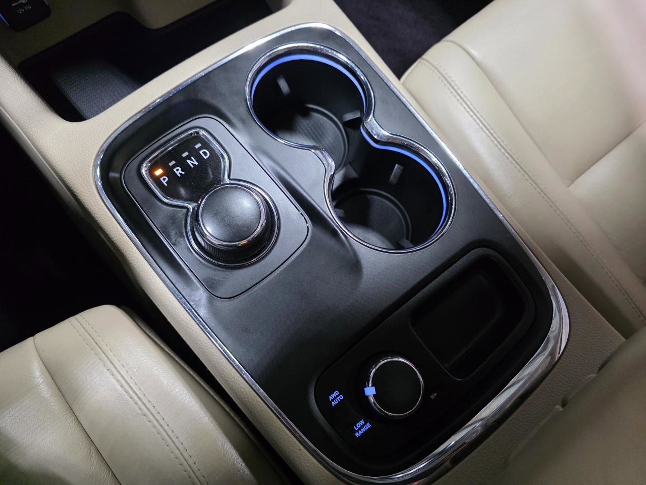 Used 2015 Dodge Durango Limited image 39