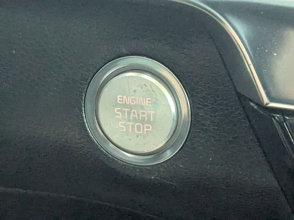 Used 2022 Kia Telluride LX image 19