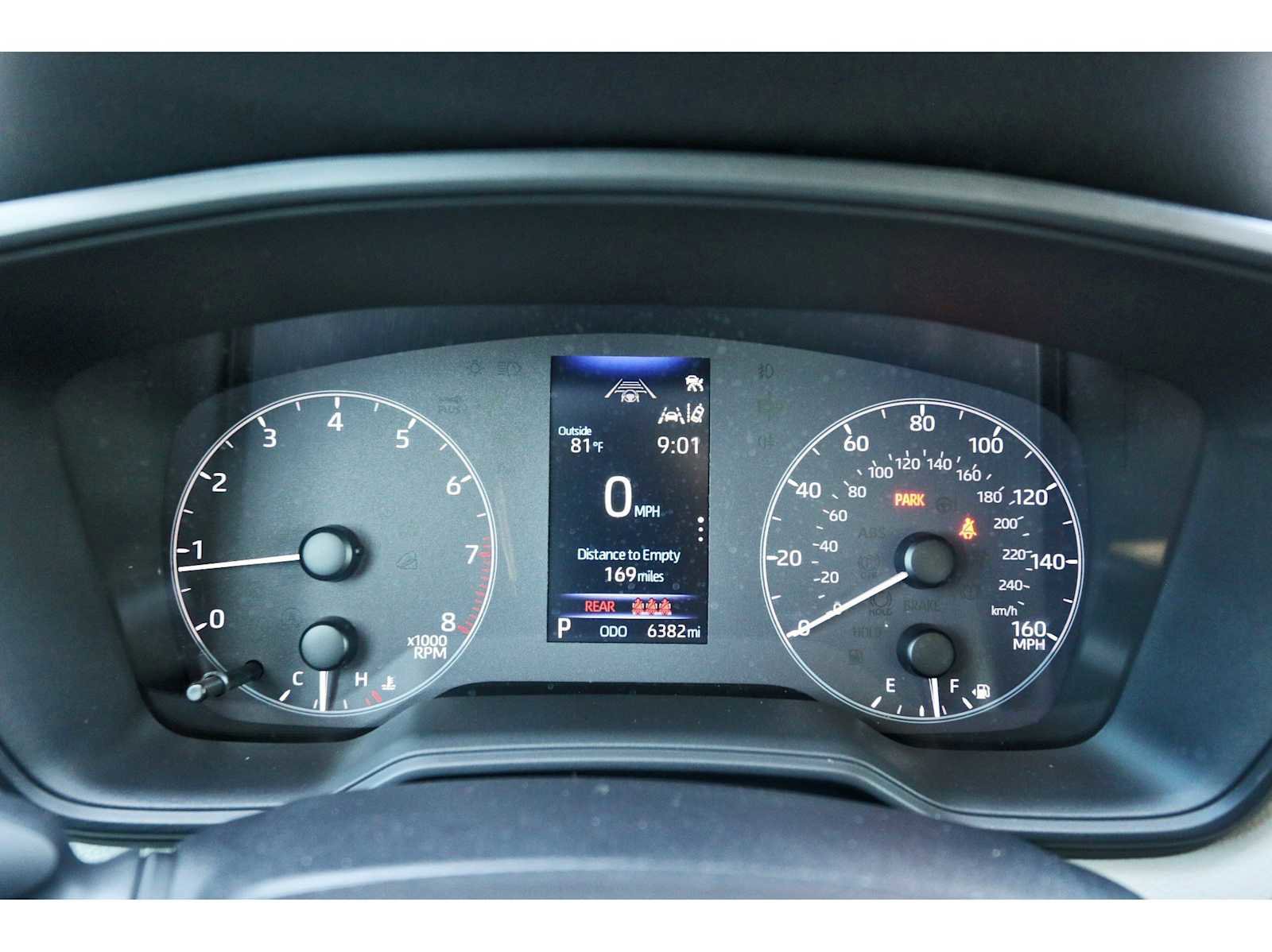 Used 2025 Toyota Corolla Cross L image 14