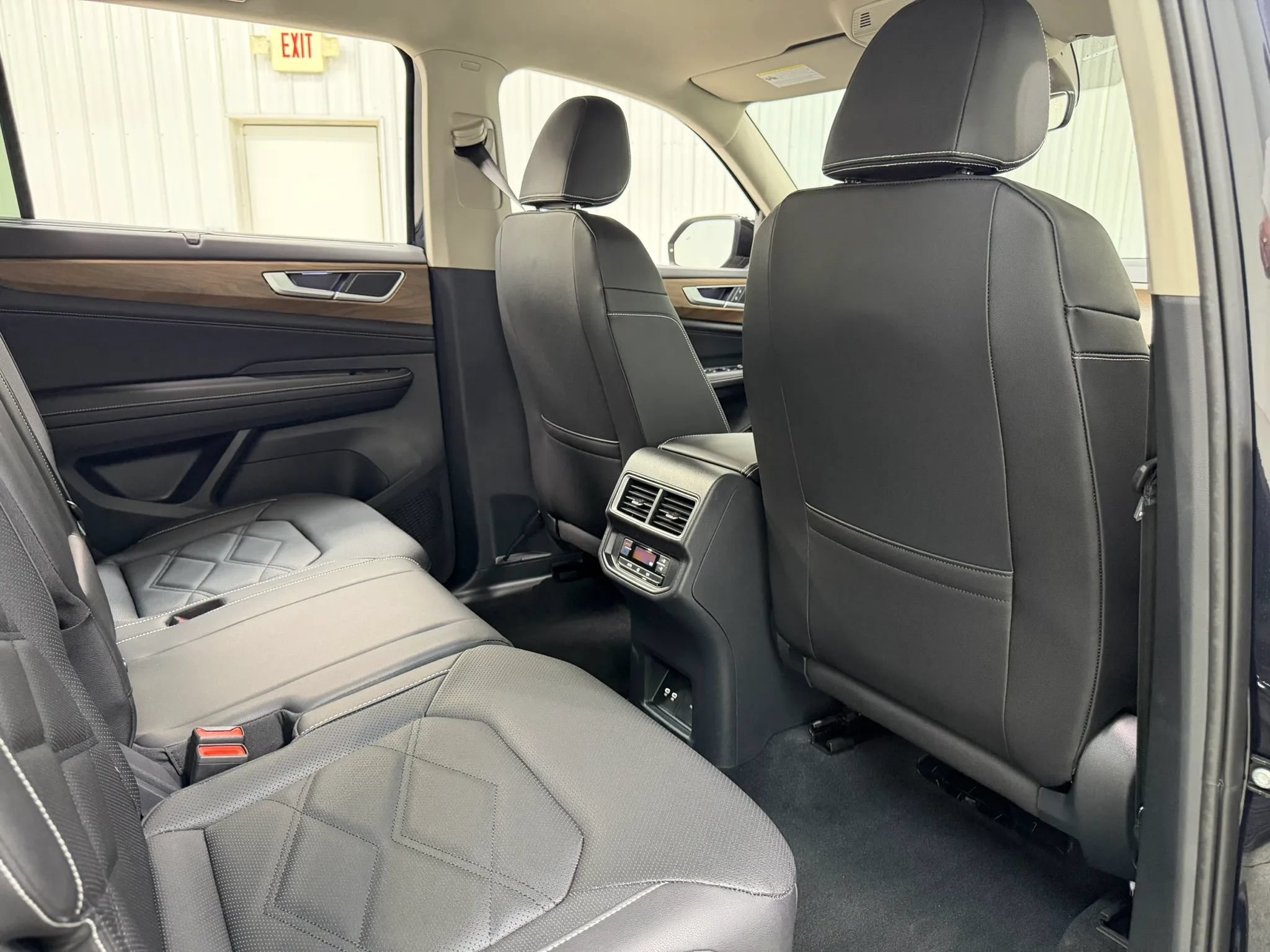 Used 2026 Volkswagen Atlas SE AWD/4WD image 18