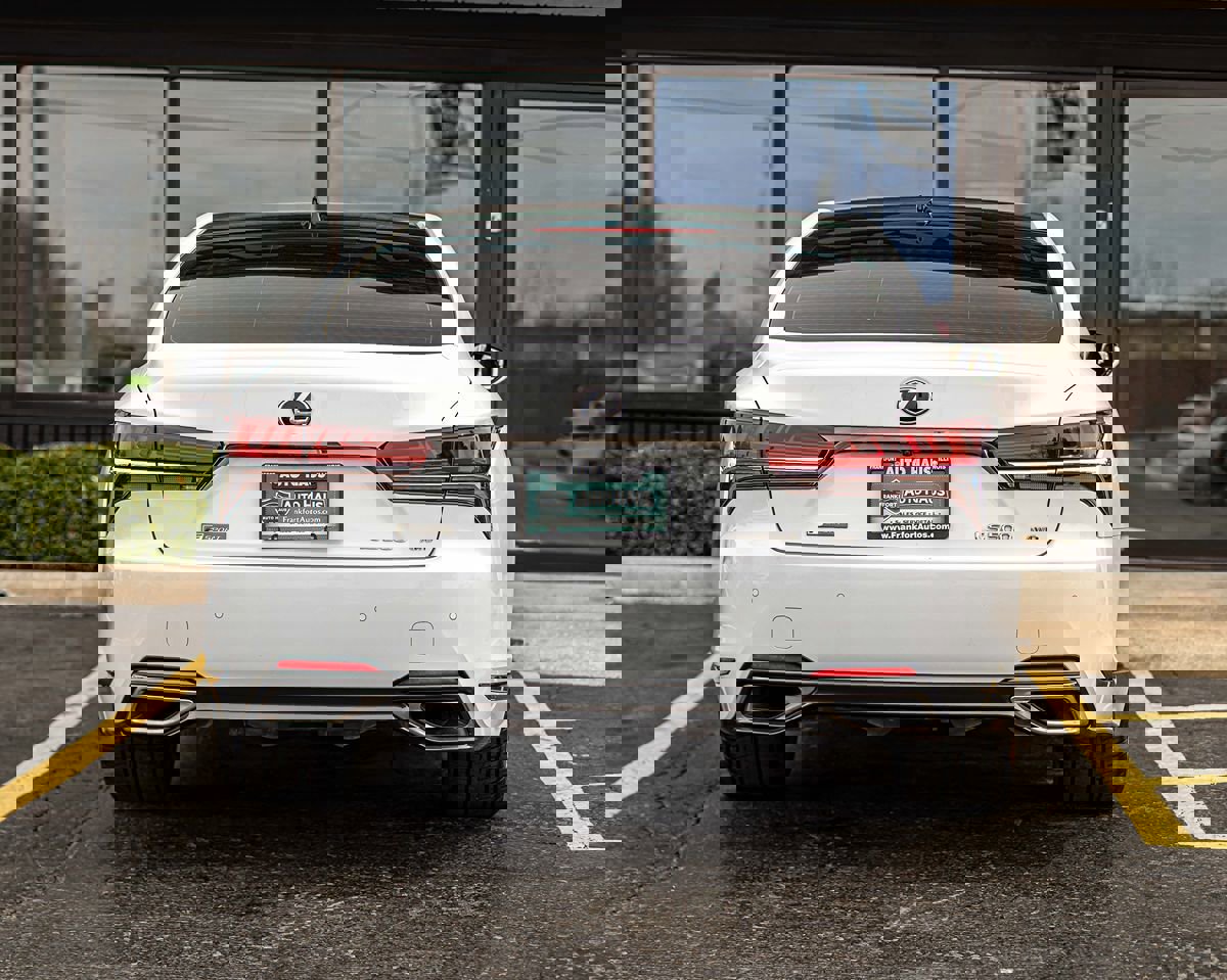 Used 2018 Lexus LS 500 F Sport w/ Accessory Package (Z1) image 12