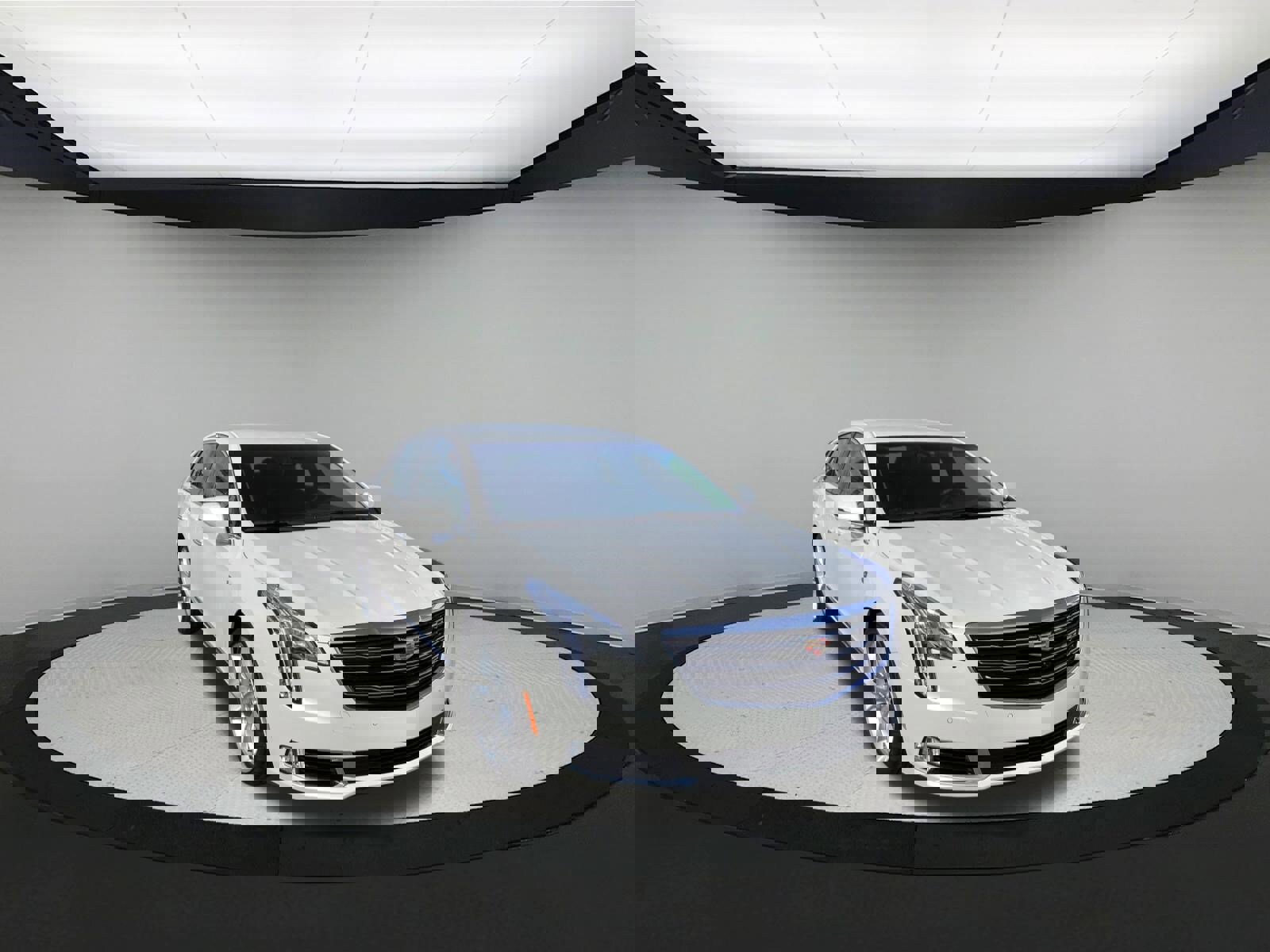 Used 2019 Cadillac XTS Premium Luxury AWD/4WD image 2