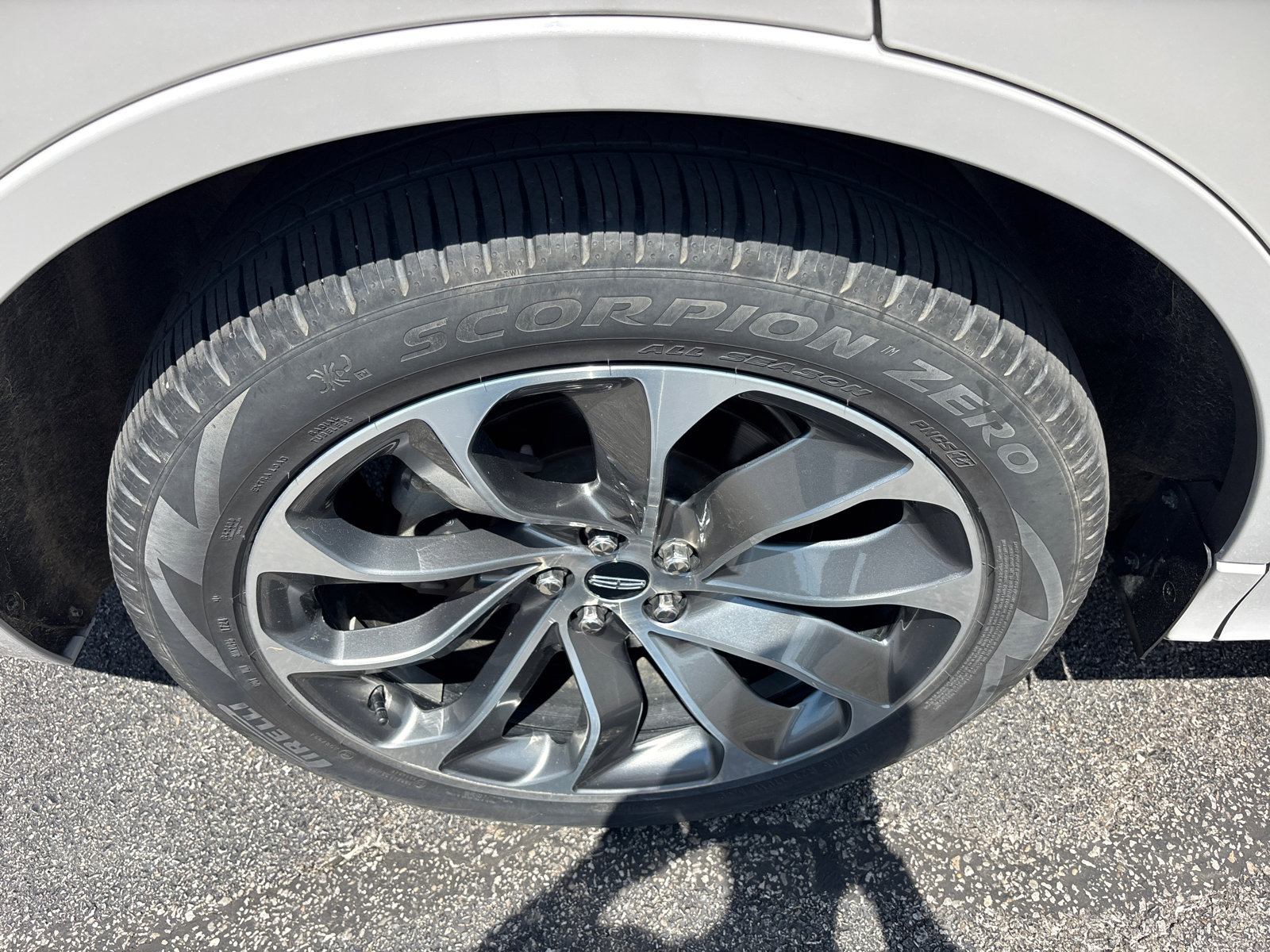 Certified 2023 Lincoln Aviator Grand Touring w/ Equipment Group 301A AWD/4WD image 10