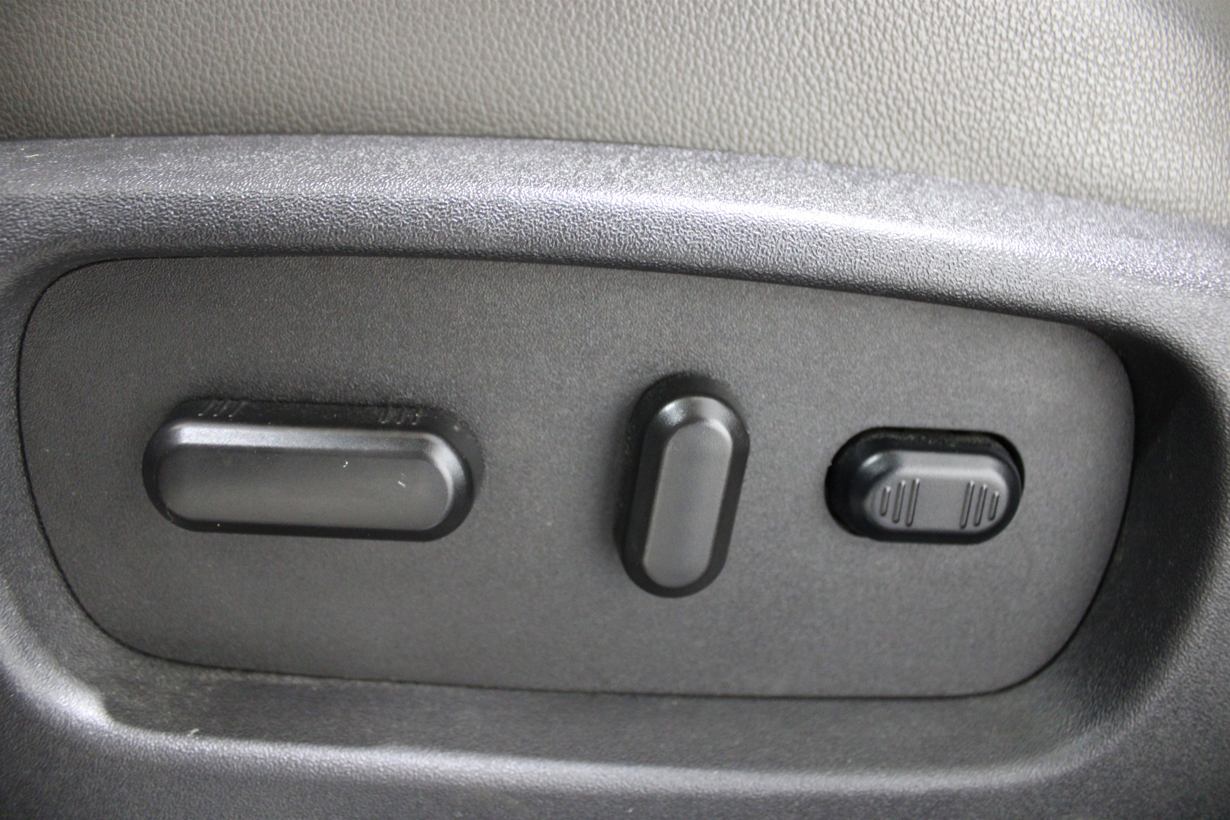 Used 2017 Ford Flex Limited w/ Limited Appearance Package image 4